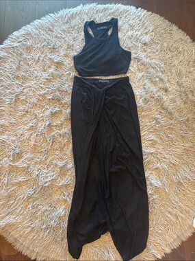 Sabora Black Twist-Front Maxi Set